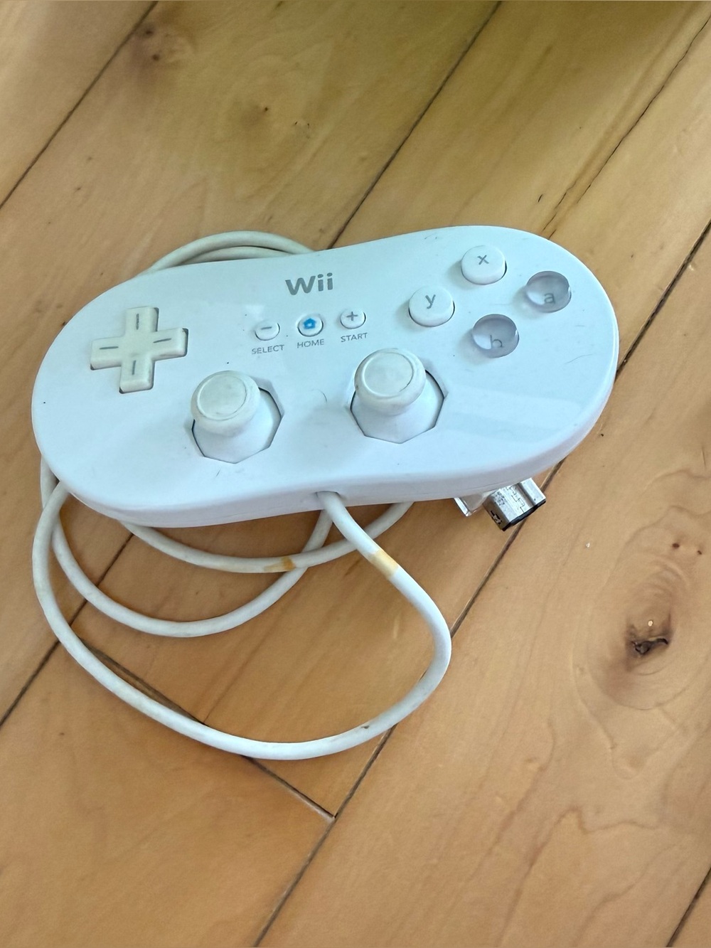 Nintendo White Wii UController Pro - Dual Analog